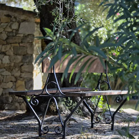 Ξενοδοχείο Casa Rossa & 3*