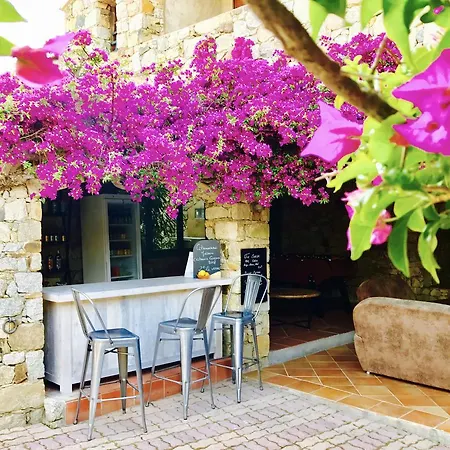 Ξενοδοχείο Casa Rossa &