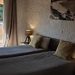Casa Rossa & Hotell 3*
