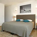 Casa Rossa Otel