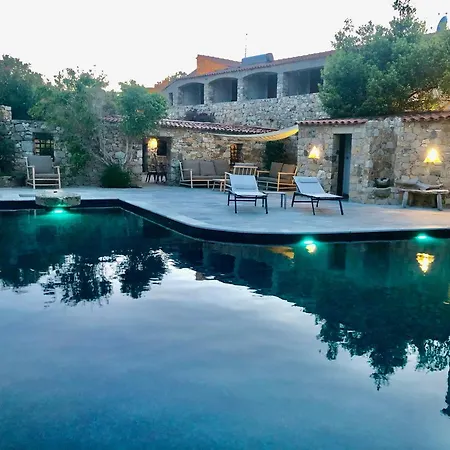 Casa Rossa &