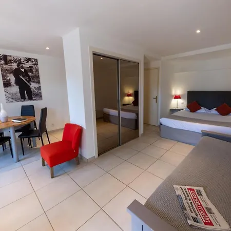 Casa Rossa & Hotel 3*