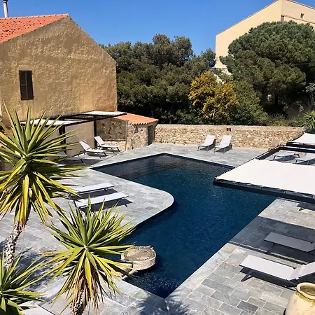 Casa Rossa & Hotel 3*