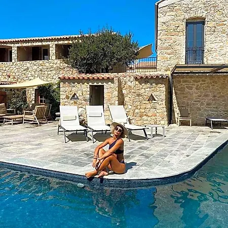 Hotel Casa Rossa & L'Ile-Rousse (Corsica)