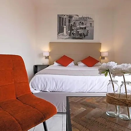 Casa Rossa & Hotel L'Ile-Rousse (Corsica)