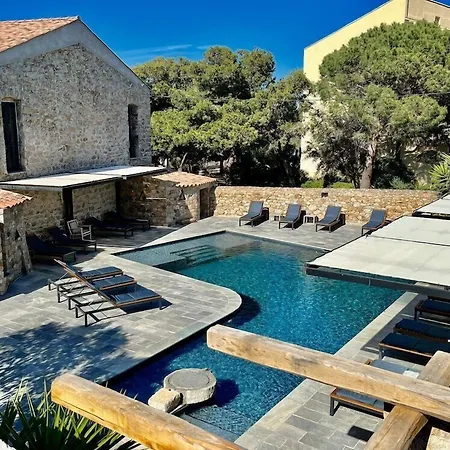 Casa Rossa & Hotel 3*