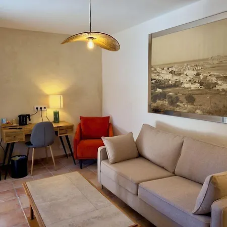 Casa Rossa & Hotel 3*
