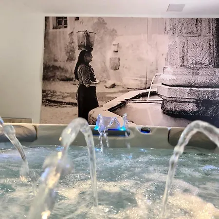 Отель Casa Rossa & Л'Иль-Рус