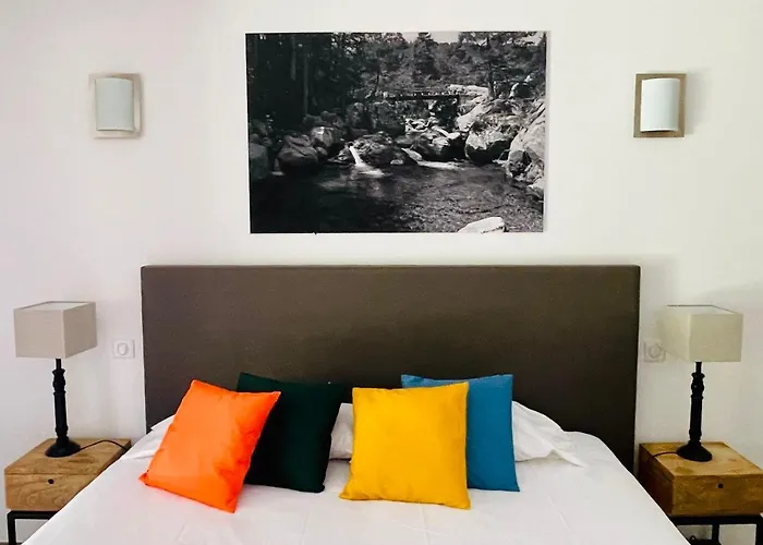 Casa Rossa & Hotel LʼÎle-Rousse