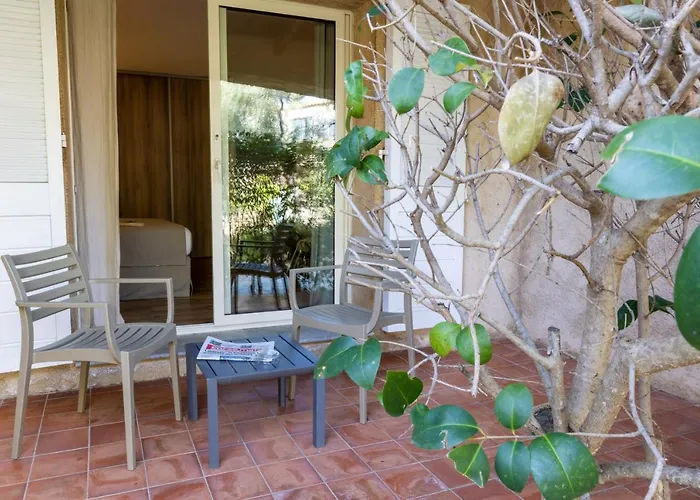 Casa Rossa & 3* LʼÎle-Rousse