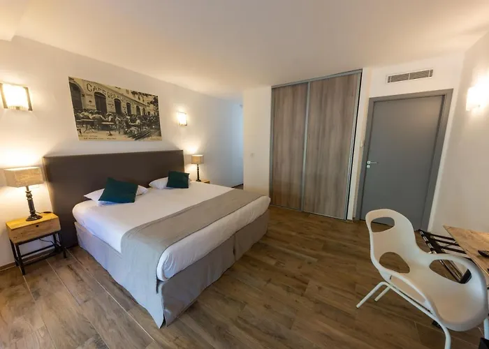 Hotel Casa Rossa & LʼÎle-Rousse