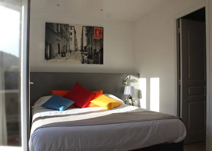 Casa Rossa & 3* LʼÎle-Rousse