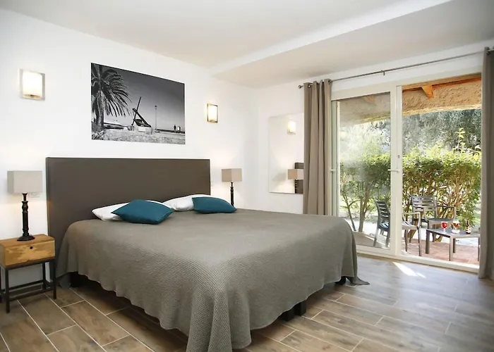 Casa Rossa & 3* LʼÎle-Rousse